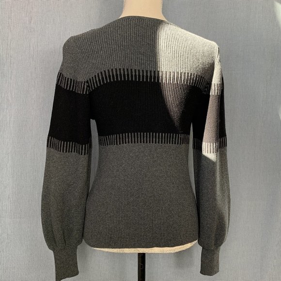 Vince Camuto Cotton Jumper / Grey & Black Sweater / Bell Sleeve Sweater / 2000's - Picture 5 of 5